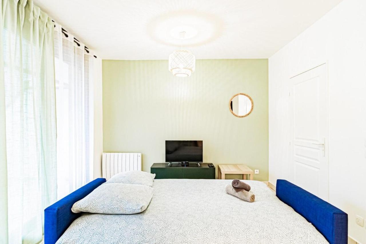 Le Petit Kaplan-Studio Cosy Avec Terrasse Lyon Luaran gambar