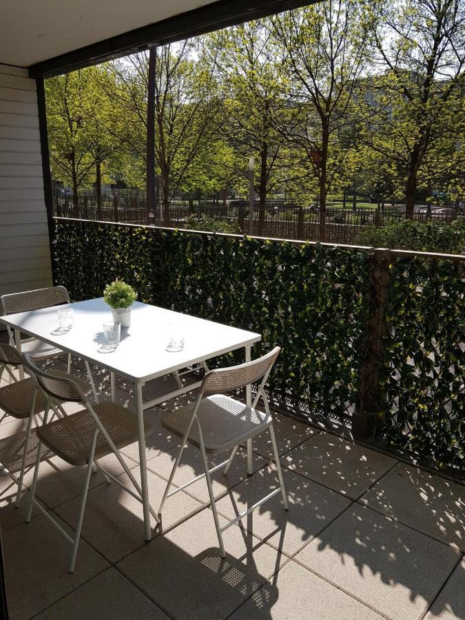 Le Petit Kaplan-Studio Cosy Avec Terrasse Lyon Luaran gambar