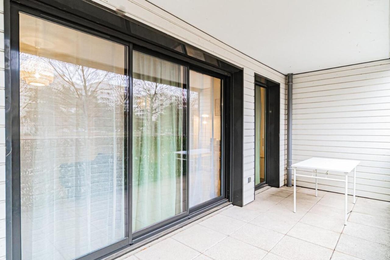 Le Petit Kaplan-Studio Cosy Avec Terrasse Lyon Luaran gambar