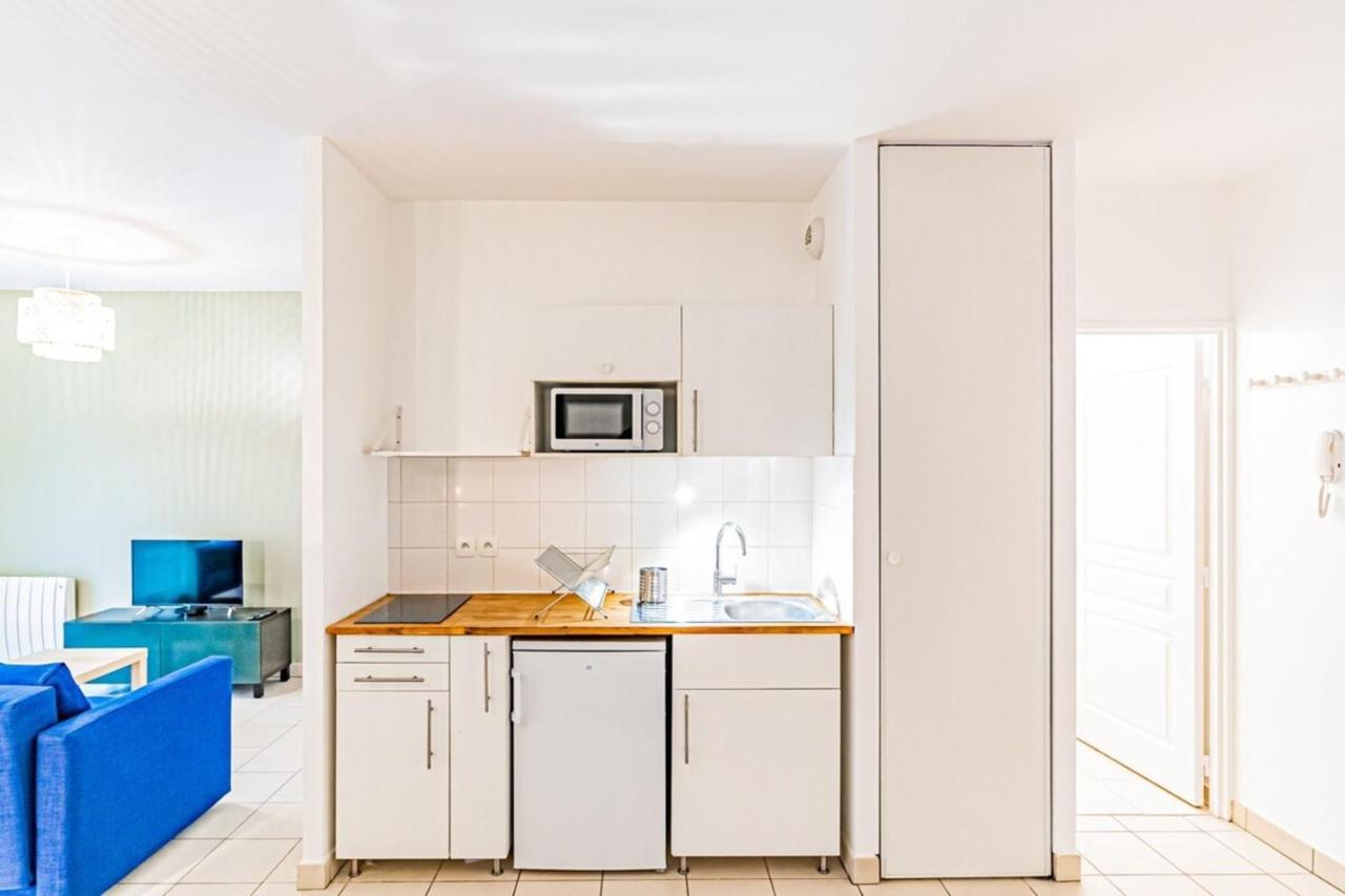 Le Petit Kaplan-Studio Cosy Avec Terrasse Lyon Luaran gambar